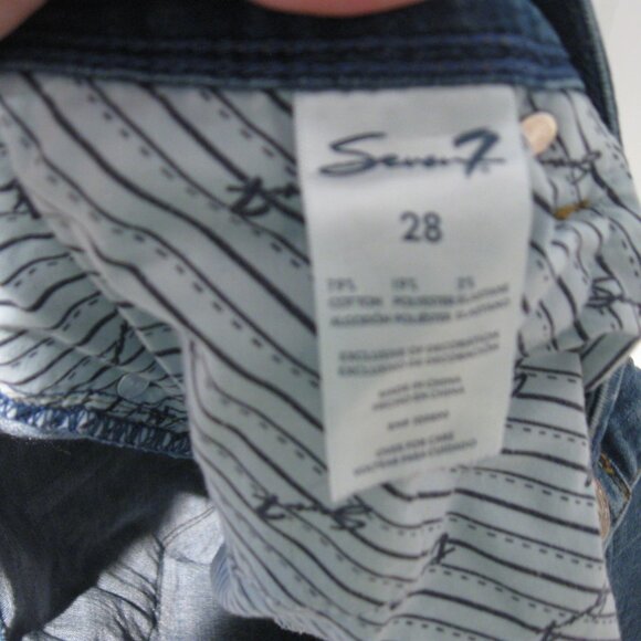 Seven7 Plus Size Jeans - Picture 3 of 4